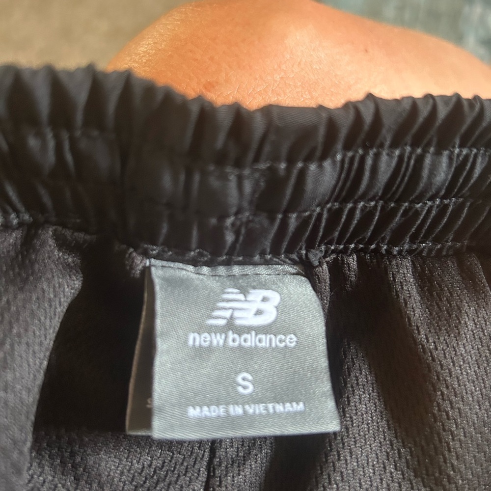 New Balance Black Athletic pants with lining inside new only tried on